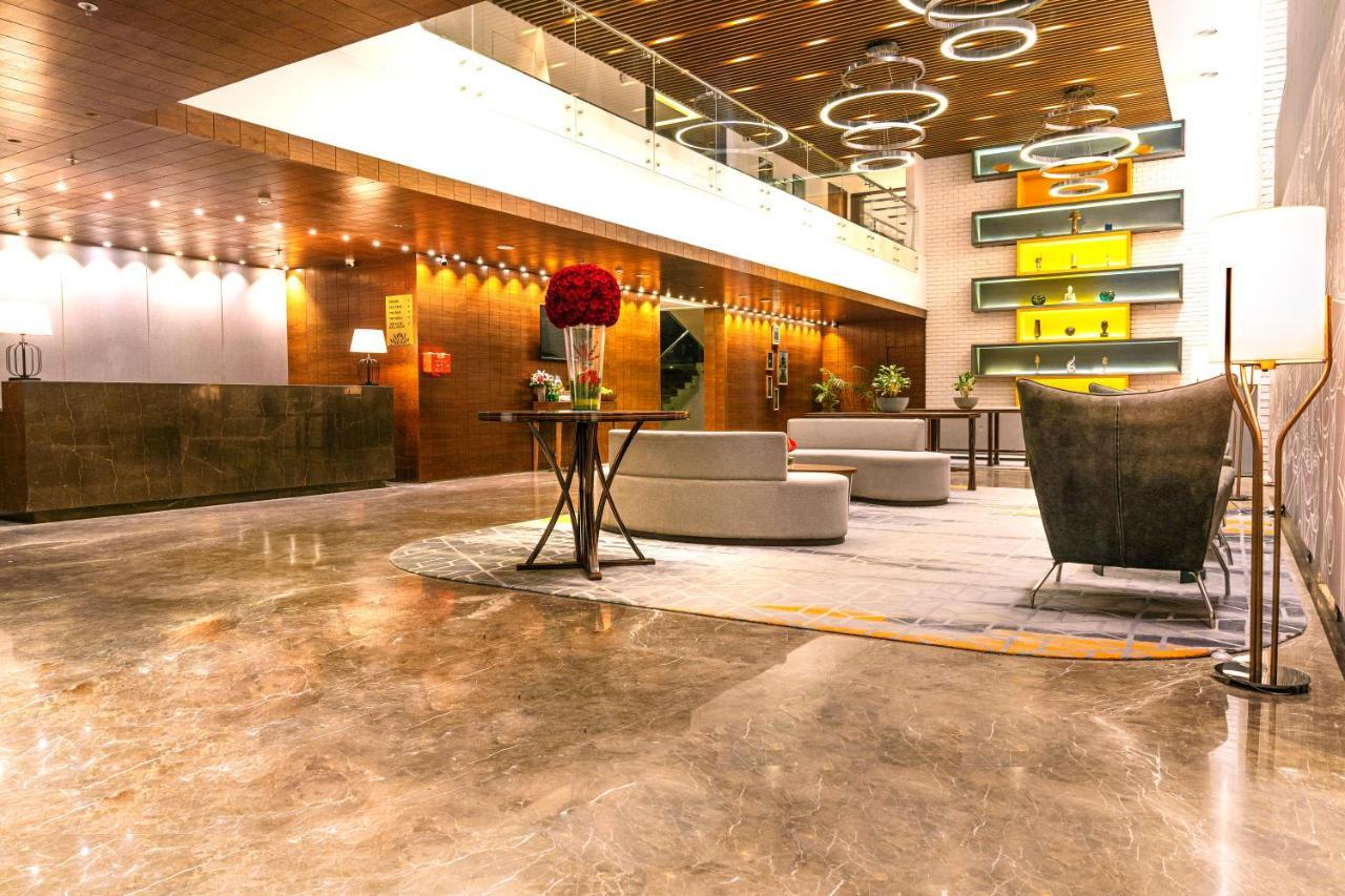 The Elite Narasapura, A Member Of Radisson Individuals Hotel Eksteriør billede