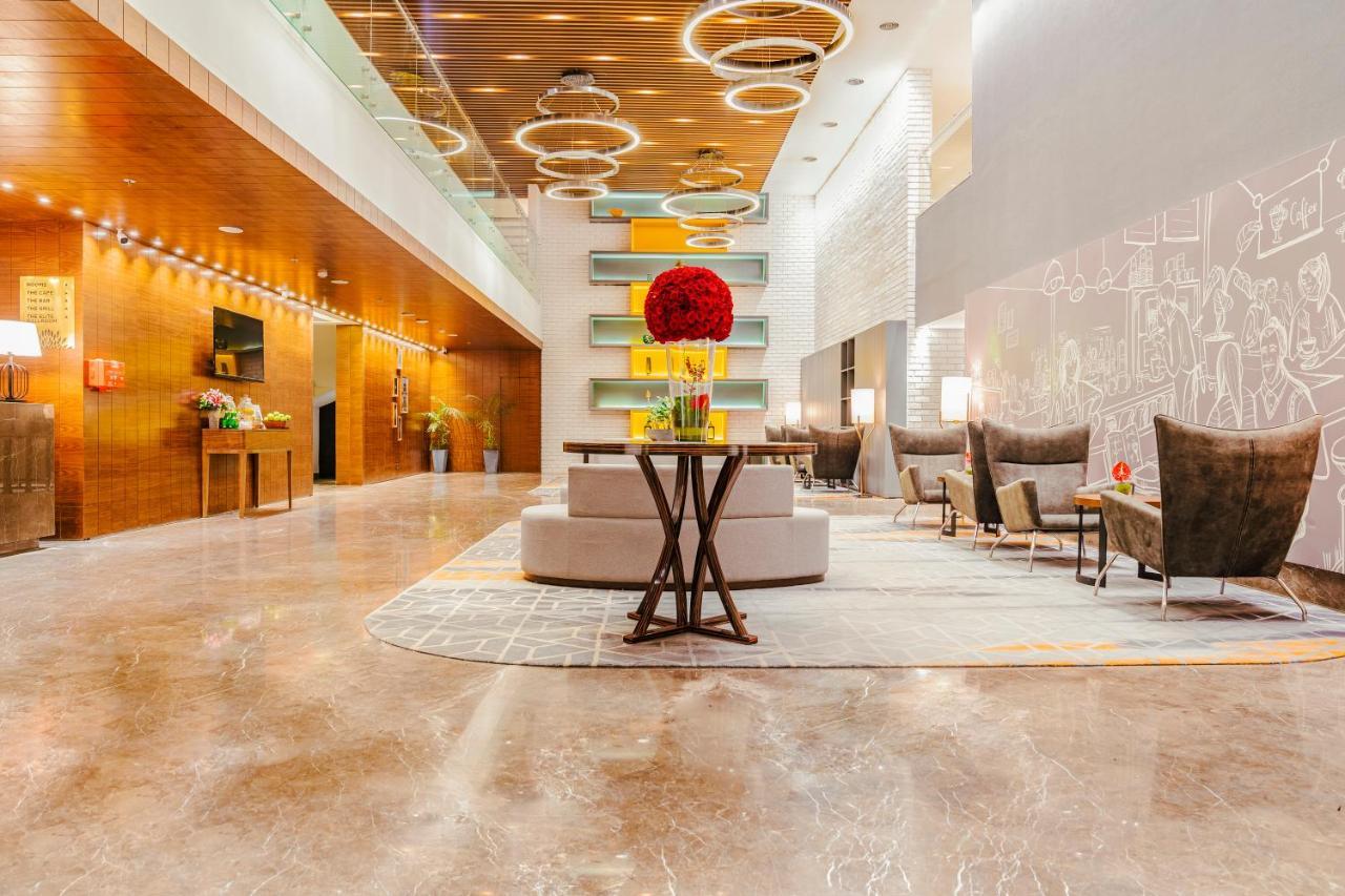 The Elite Narasapura, A Member Of Radisson Individuals Hotel Eksteriør billede