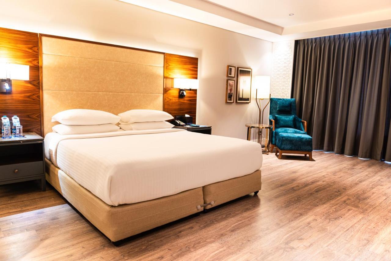 The Elite Narasapura, A Member Of Radisson Individuals Hotel Eksteriør billede