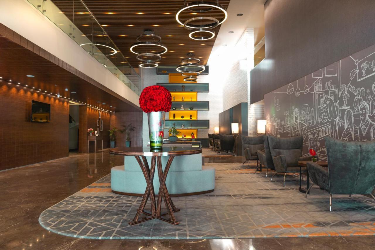 The Elite Narasapura, A Member Of Radisson Individuals Hotel Eksteriør billede